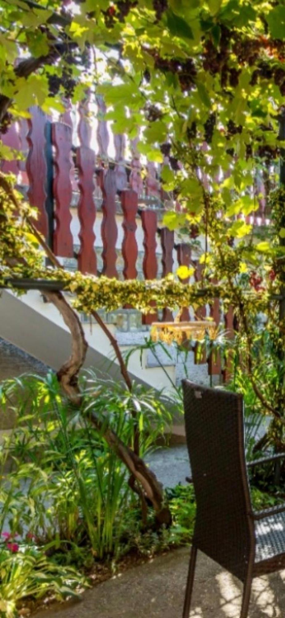 Slatka Sobica Za Dvoje Sa Upotrebom Zajednicke Kuhinje I Kupaonice Zagreb Exterior foto